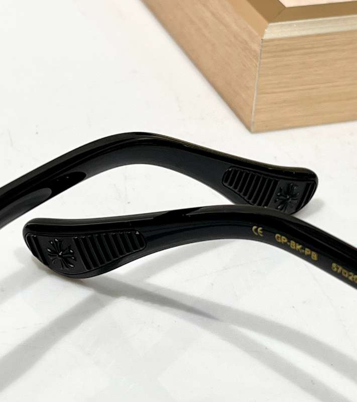 Picture of Chrome Hearts Sunglasses _SKUfw55713654fw